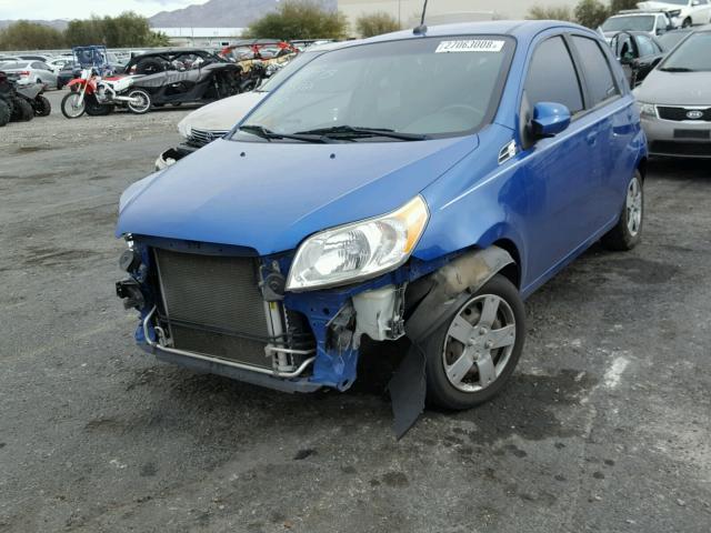 KL1TD6DE2BB137286 - 2011 CHEVROLET AVEO LS BLUE photo 2