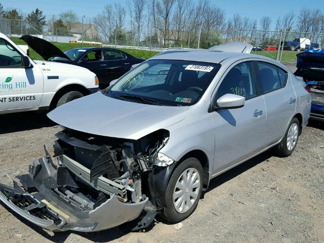 3N1CN7AP5FL890836 - 2015 NISSAN VERSA S/S SILVER photo 2