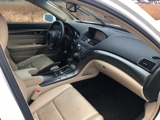 19UUA8F55DA010945 - 2013 ACURA TL TECH WHITE photo 4