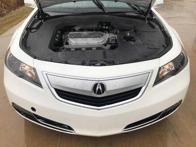 19UUA8F55DA010945 - 2013 ACURA TL TECH WHITE photo 6