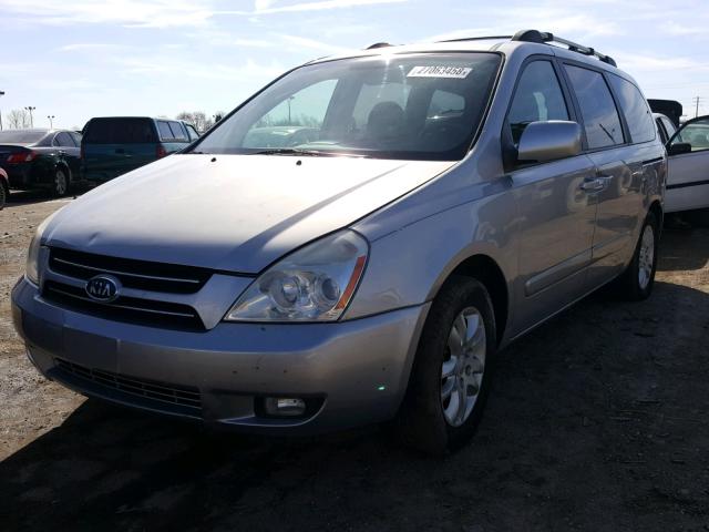 KNDMB233266053088 - 2006 KIA SEDONA EX SILVER photo 2