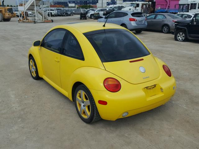 3VWCD21C32M457002 - 2002 VOLKSWAGEN NEW BEETLE YELLOW photo 3