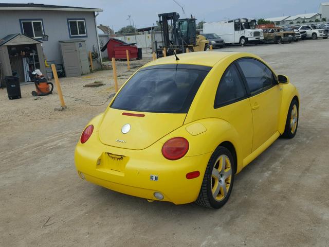 3VWCD21C32M457002 - 2002 VOLKSWAGEN NEW BEETLE YELLOW photo 4