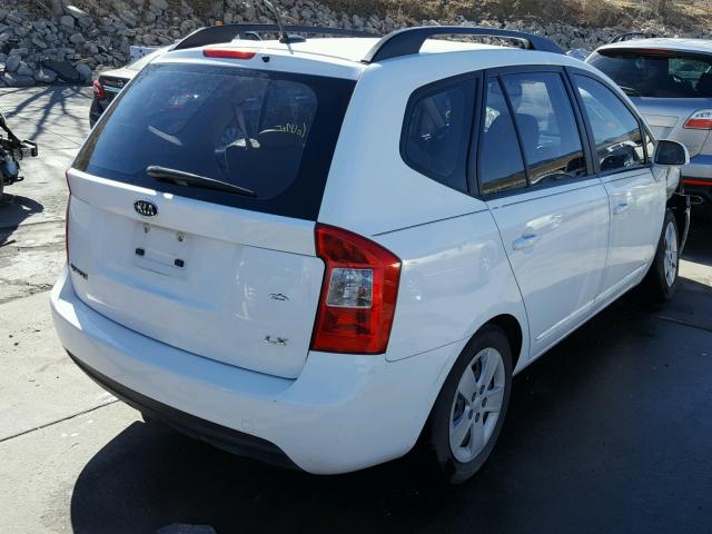 KNAFG528997237464 - 2009 KIA RONDO BASE WHITE photo 4