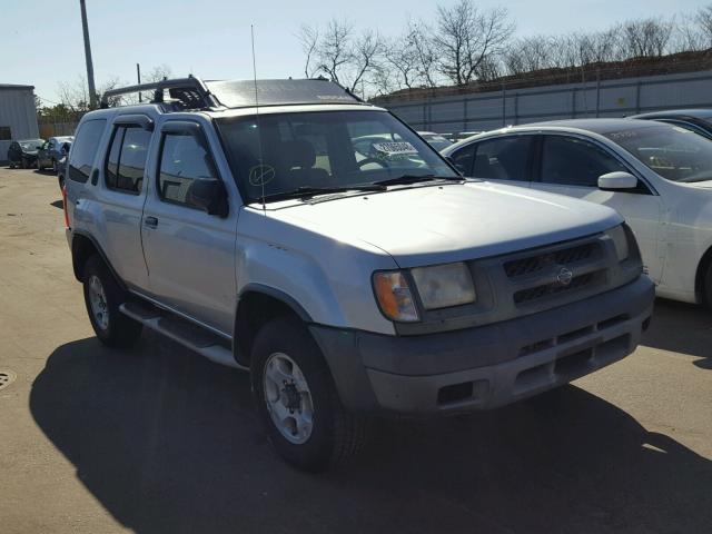 5N1ED28Y7YC528883 - 2000 NISSAN XTERRA XE SILVER photo 1