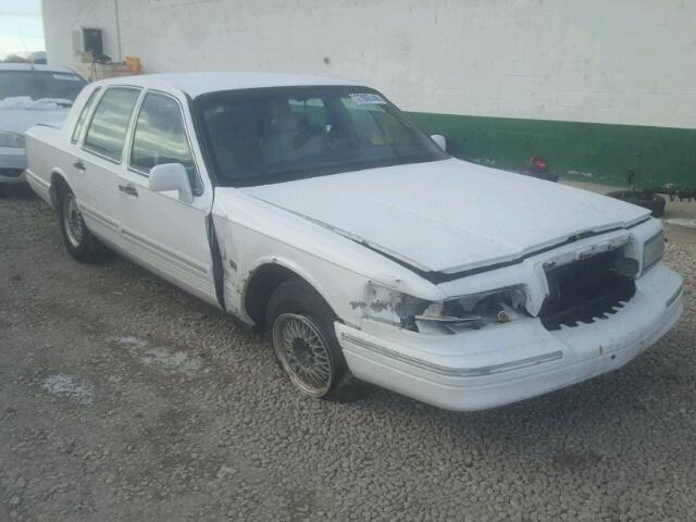 1LNLM82W7VY750825 - 1997 LINCOLN TOWN CAR S WHITE photo 1