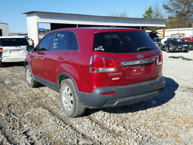 5XYKT3A1XBG037272 - 2011 KIA SORENTO BA RED photo 3