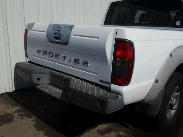 1N6ED27T51C367270 - 2001 NISSAN FRONTIER C WHITE photo 9