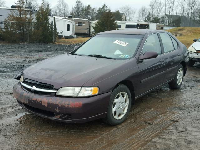 1N4DL01DXXC143823 - 1999 NISSAN ALTIMA XE MAROON photo 2