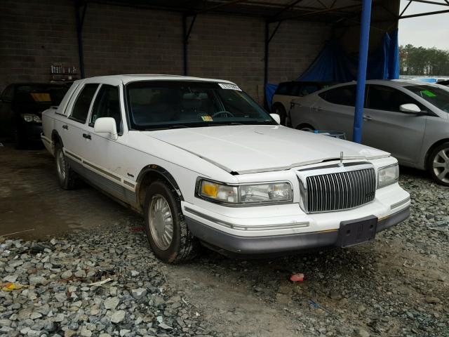 1LNLM82W5VY682587 - 1997 LINCOLN TOWN CAR S WHITE photo 1