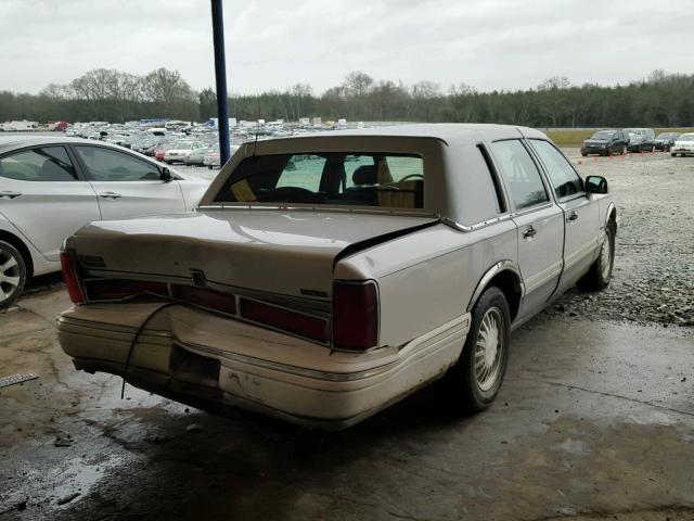 1LNLM82W5VY682587 - 1997 LINCOLN TOWN CAR S WHITE photo 4