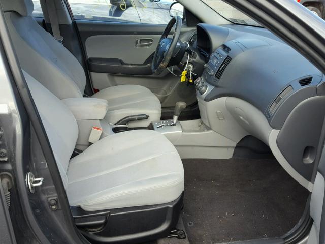 KMHDU46D58U548454 - 2008 HYUNDAI ELANTRA GL GRAY photo 5