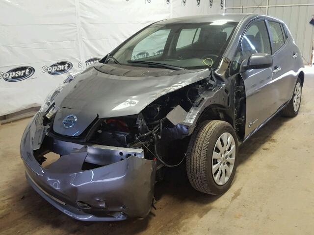 1N4AZ0CP9FC328520 - 2015 NISSAN LEAF S GRAY photo 2