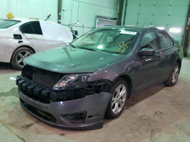 3FAHP0HA7CR135627 - 2012 FORD FUSION SE GRAY photo 2