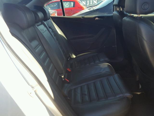 WVWCU73C06P103029 - 2006 VOLKSWAGEN PASSAT 3.6 SILVER photo 6