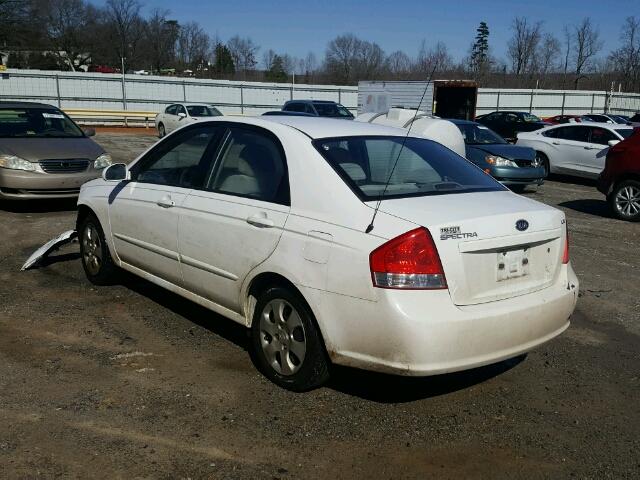 KNAFE221795607085 - 2009 KIA SPECTRA EX WHITE photo 3