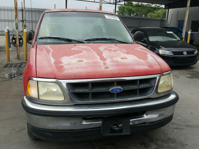 1FTDF1722VNA42886 - 1997 FORD F150 RED photo 9