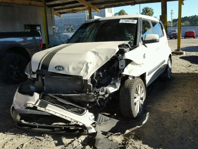 KNDJT2A66D7528665 - 2013 KIA SOUL + CREAM photo 2