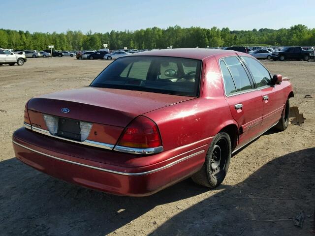 2FAFP73W9WX101066 - 1998 FORD CROWN VICT RED photo 4