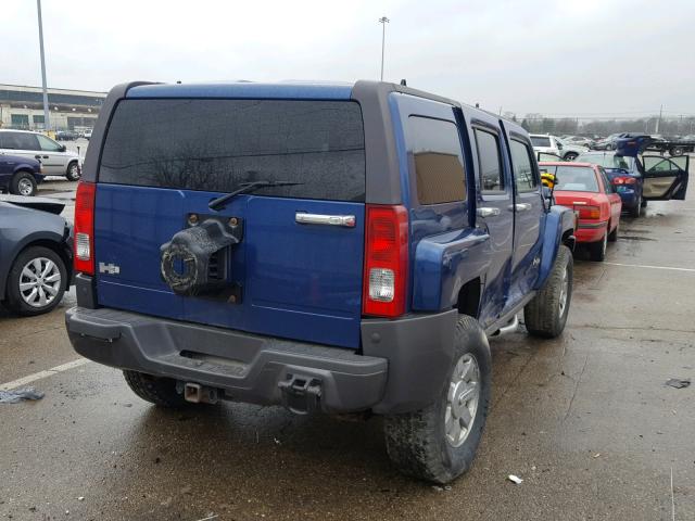 5GTDN136468254337 - 2006 HUMMER H3 BLUE photo 4