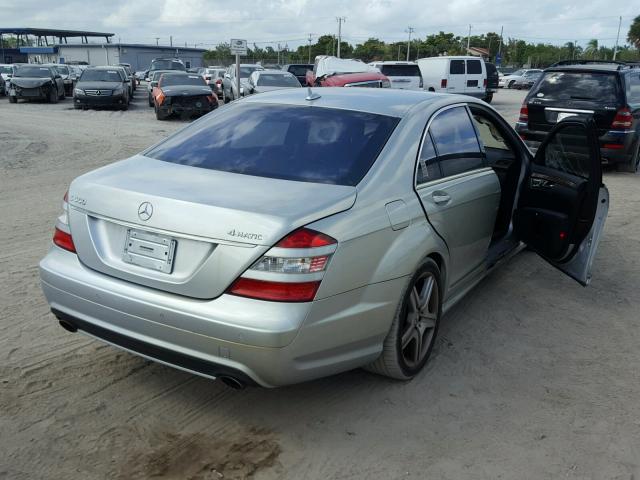 WDDNG86X77A140495 - 2007 MERCEDES-BENZ S 550 4MAT SILVER photo 4