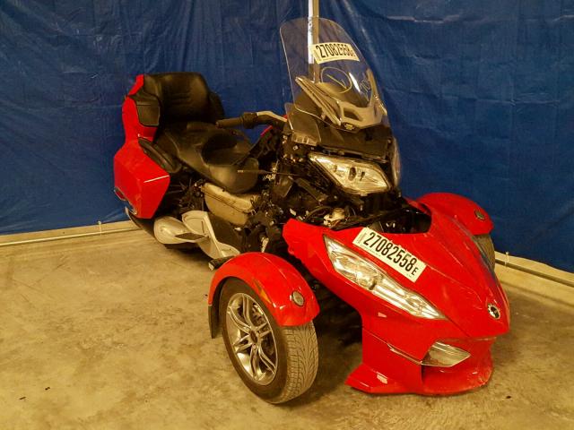 2BXJBHC14BV000052 - 2011 CAN-AM SPYDER ROA RED photo 1