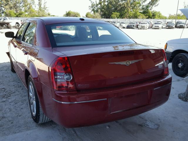 2C3LA53V19H512202 - 2009 CHRYSLER 300 TOURIN RED photo 3