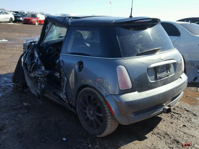 WMWRE334X3TD59982 - 2003 MINI COOPER S GRAY photo 3