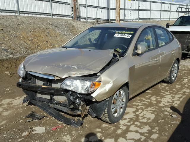 KMHDU4AD5AU922493 - 2010 HYUNDAI ELANTRA BL GOLD photo 2