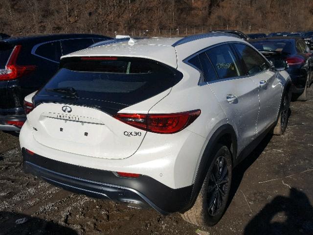 SJKCH5CR1JA047527 - 2018 INFINITI QX30 BASE WHITE photo 4