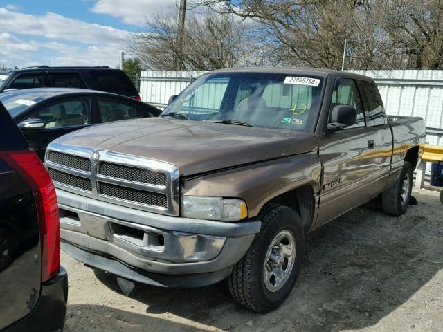 3B7HC12Y2YG149956 - 2000 DODGE RAM 1500 TAN photo 2