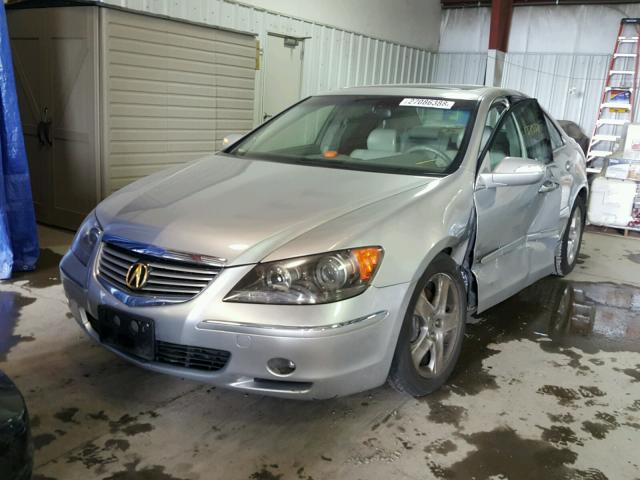 JH4KB16575C018396 - 2005 ACURA RL GRAY photo 2