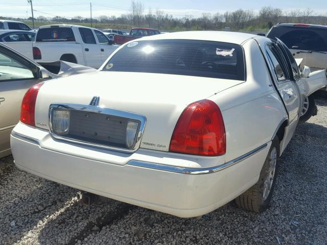 1LNHM81V37Y606318 - 2007 LINCOLN TOWN CAR S WHITE photo 4