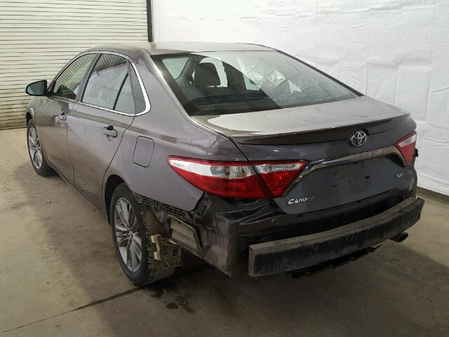 4T1BF1FK5FU947456 - 2015 TOYOTA CAMRY LE GRAY photo 3