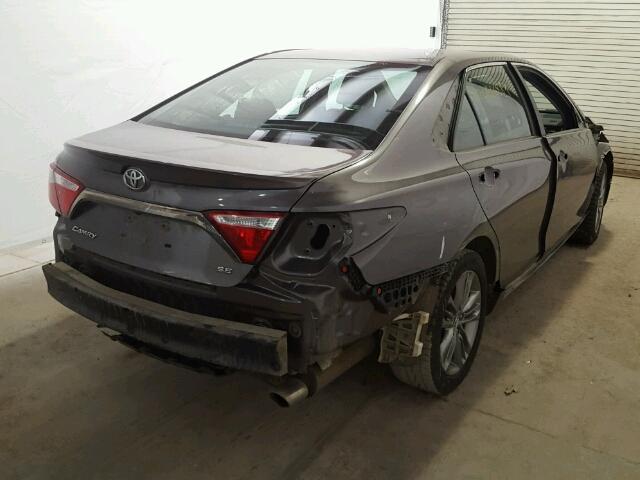 4T1BF1FK5FU947456 - 2015 TOYOTA CAMRY LE GRAY photo 4