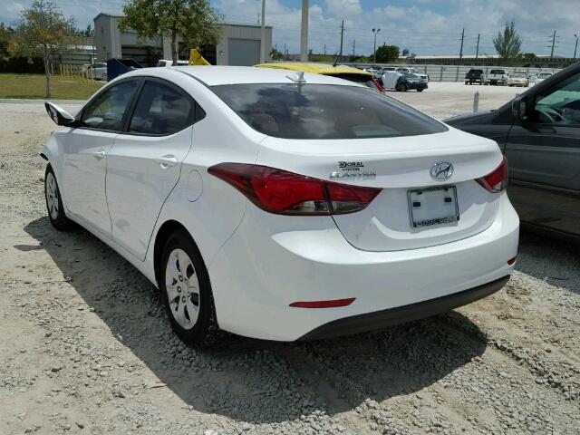 5NPDH4AE1GH770605 - 2016 HYUNDAI ELANTRA SE WHITE photo 3