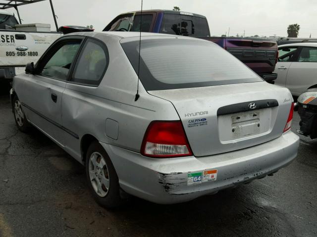 KMHCF35G82U170472 - 2002 HYUNDAI ACCENT L SILVER photo 3