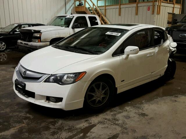 2HHFD5F73AH201451 - 2010 ACURA CSX TECHNO WHITE photo 2