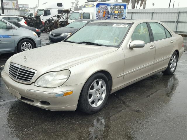 WDBNG75J3YA044834 - 2000 MERCEDES-BENZ S 500 GOLD photo 2