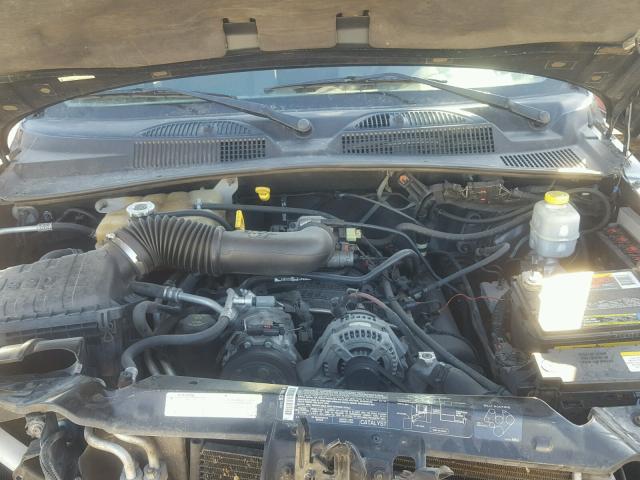 1J8GL38K85W520585 - 2005 JEEP LIBERTY RE 绿色 照片 7