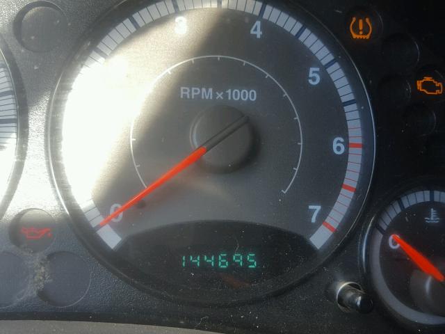 1J8GL38K85W520585 - 2005 JEEP LIBERTY RE 绿色 照片 8