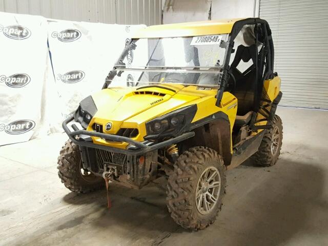 3JBKKCP10EJ000401 - 2014 CAN-AM COMMANDER YELLOW photo 2