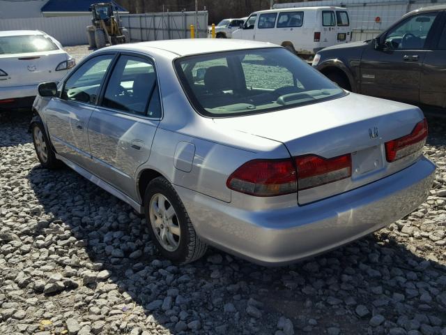 1HGCG56682A095536 - 2002 HONDA ACCORD EX SILVER photo 3