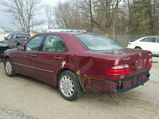 WDBJF82J71X051090 - 2001 MERCEDES-BENZ E 320 4MAT RED photo 3