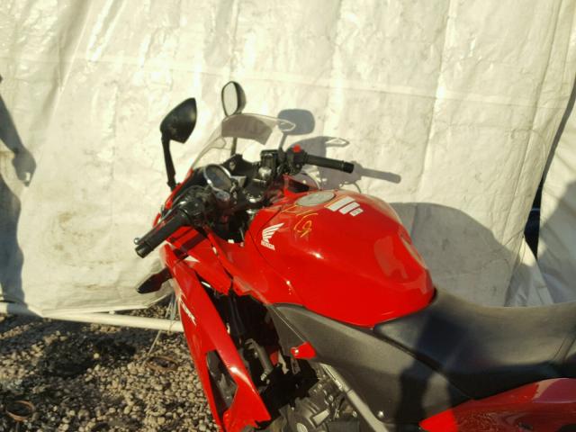 MLHMC4108D5300938 - 2013 HONDA CBR250 R RED photo 5