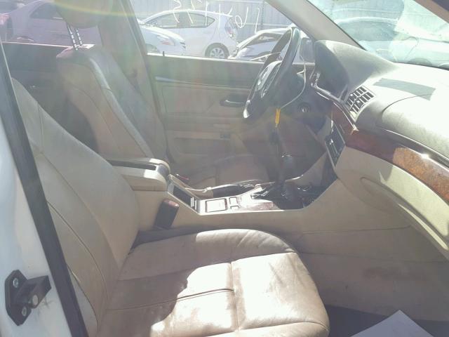 WBADT63403CK30096 - 2003 BMW 530 I AUTO WHITE photo 5