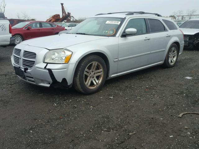 2D8GV58275H684018 - 2005 DODGE MAGNUM R/T SILVER photo 2