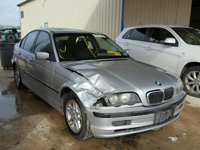 WBAAM3345YCA93911 - 2000 BMW 323 I SILVER photo 1