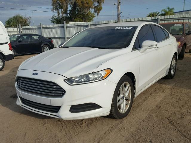 3FA6P0H78ER103803 - 2014 FORD FUSION SE WHITE photo 2