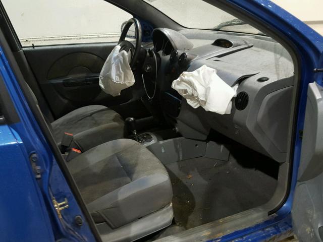 KL1TD52615B466538 - 2005 CHEVROLET AVEO BASE Mavi foto 5